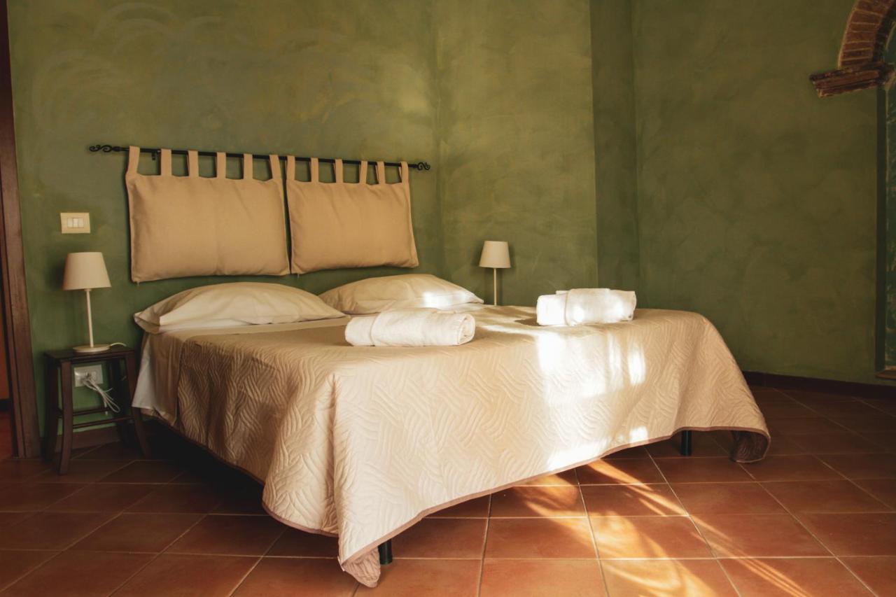 Bed and Breakfast Il Casale Di Gardenia Cesano Екстер'єр фото